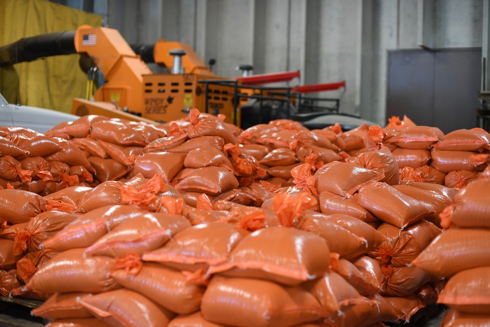 Grand Forks AFB members assist with flood preparation efforts