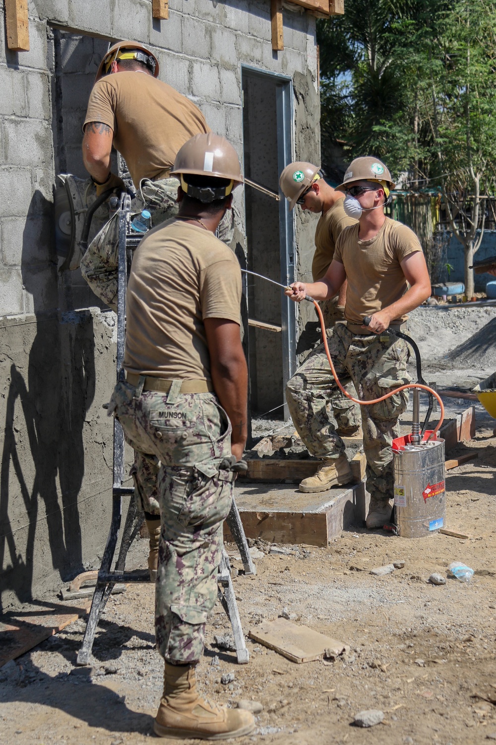 Balikatan 2019: Philippine Army, U.S. Navy continue construction in Tarlac, Philippines