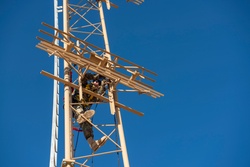 Instrument Landing System installation ensures efficiency, safety [Image 1 of 12]