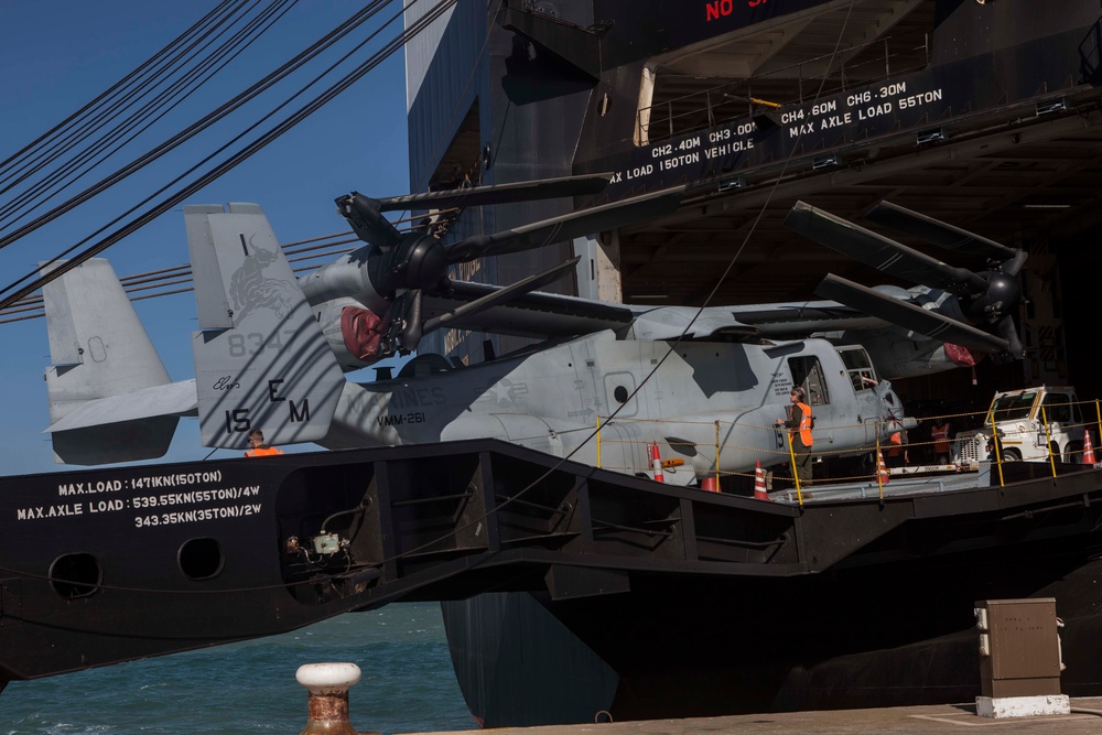 VMM-261's Ospreys arrive in support of SPMAGTF-CR-AF 19.2