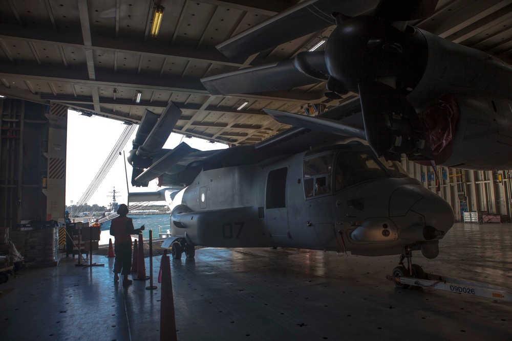 VMM-261's Ospreys arrive in support of SPMAGTF-CR-AF 19.2