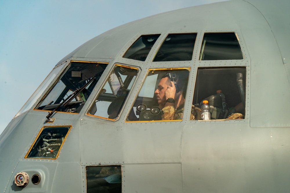 CJTF-HOA sends disaster relief to Mozambique