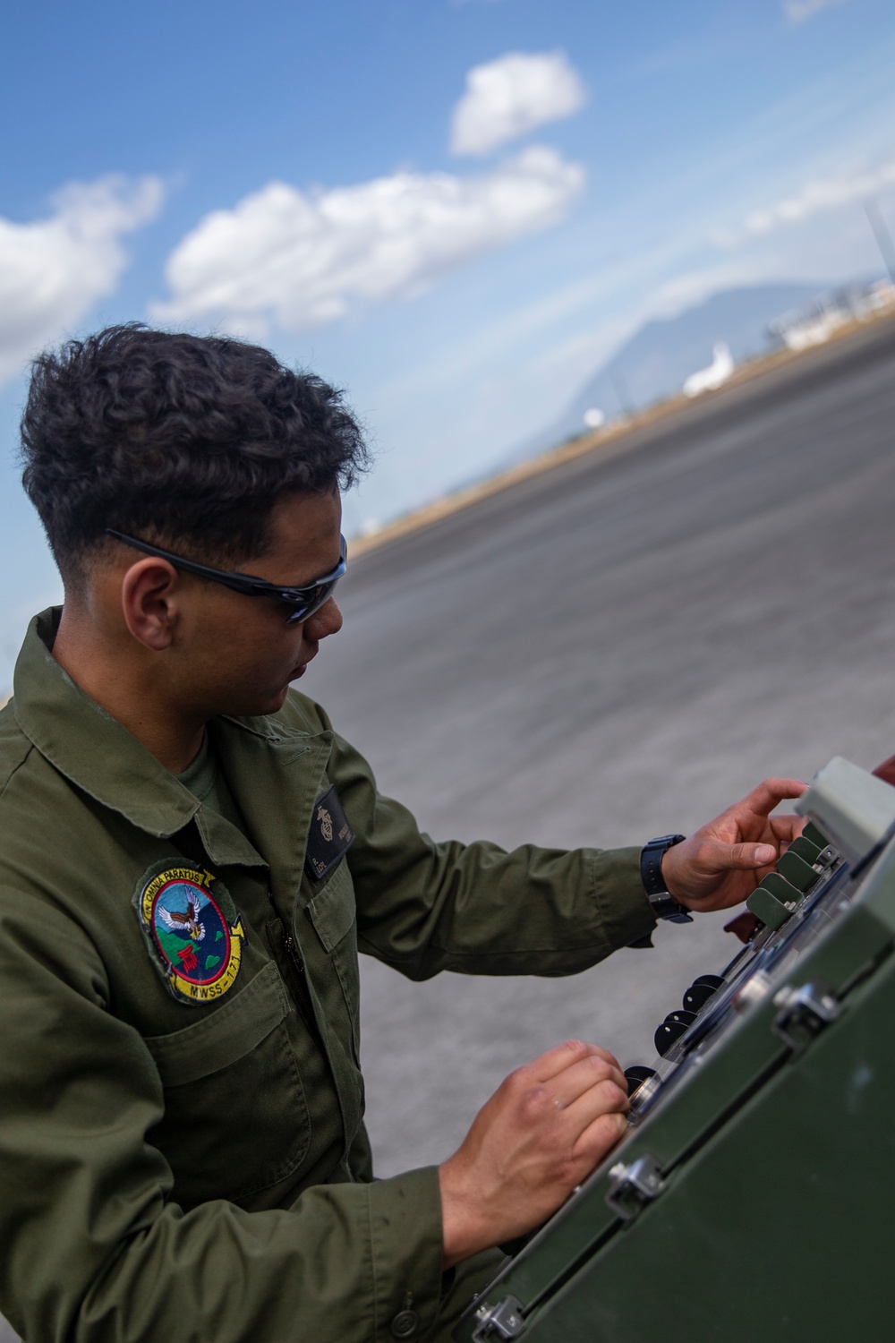 Balikatan 2019: Expeditionary airfield technicians walk the line