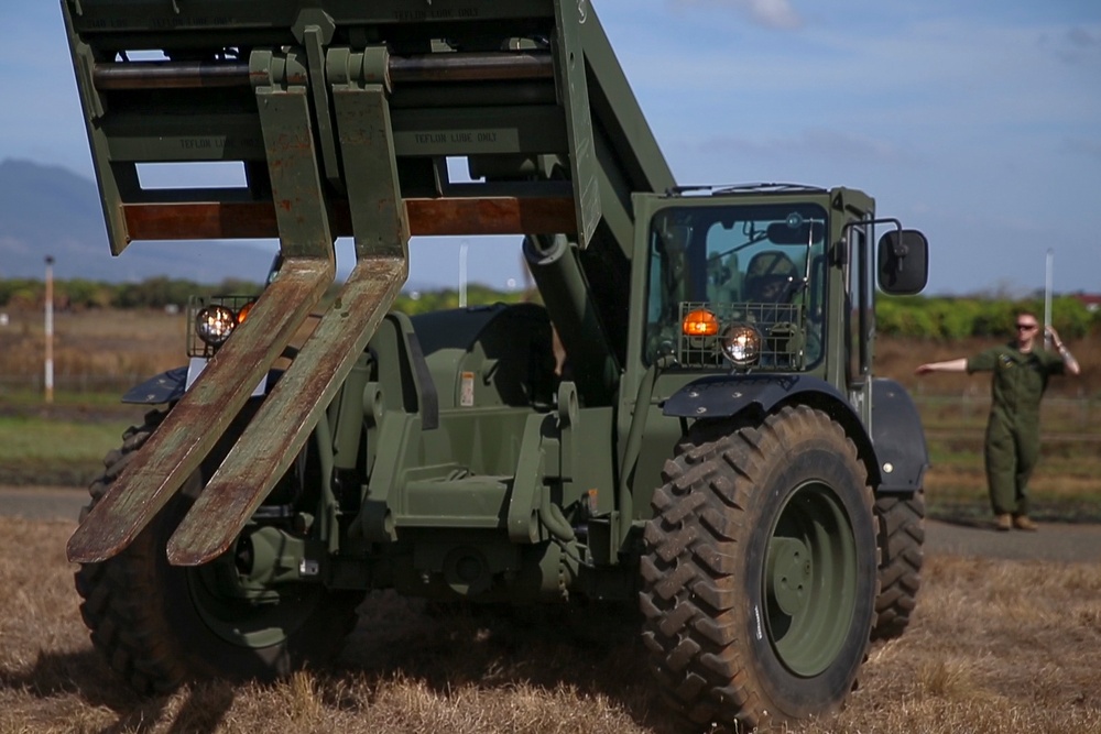 Balikatan 2019: Expeditionary airfield technicians walk the line