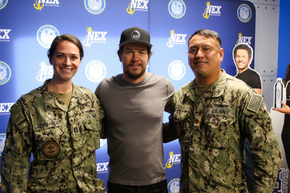 Mark Wahlberg Meets Top Surface Warfare Tacticians