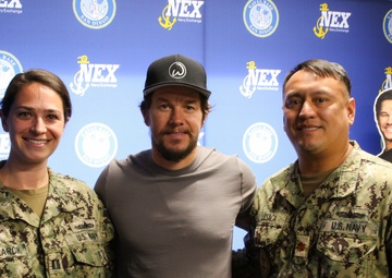 Mark Wahlberg Meets Top Surface Warfare Tacticians
