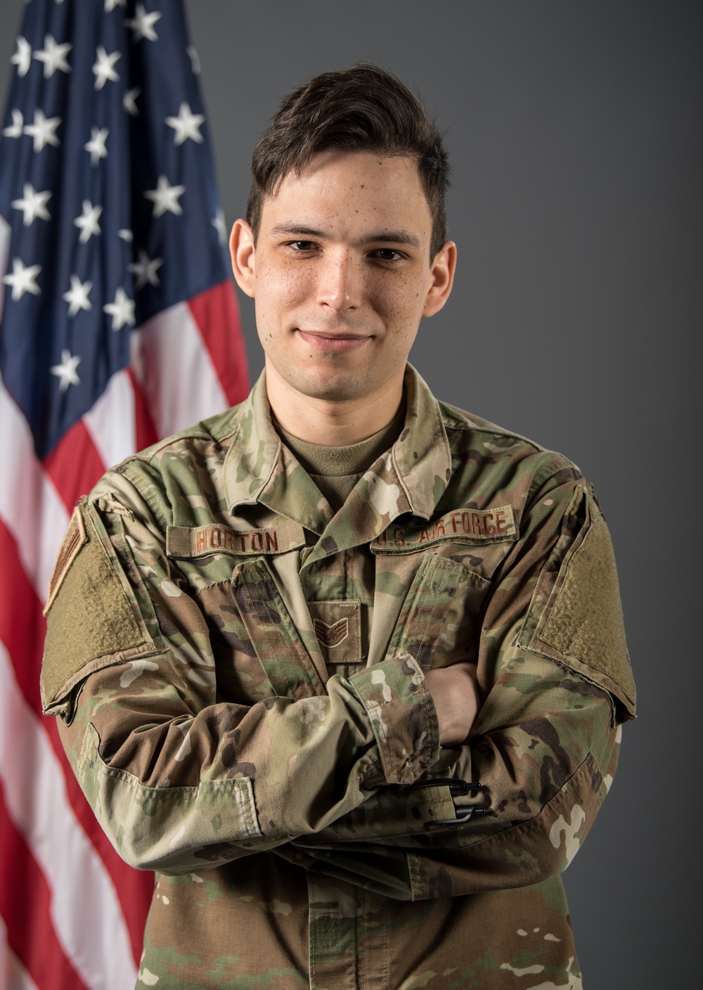 Photojournalist from 123rd Airlift Wing Poses to Demonstrate Three-To-One Lighting Ratio