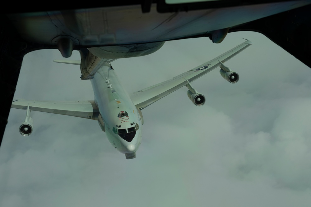 Refueling the E-3