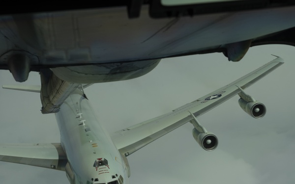 Refueling the E-3