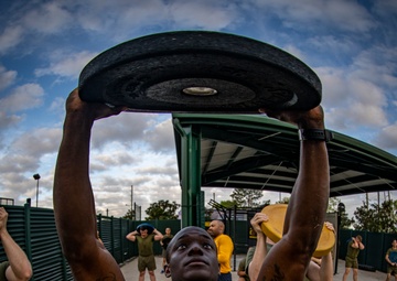 MARFORRES Marines participate in a Total Force Fitness event