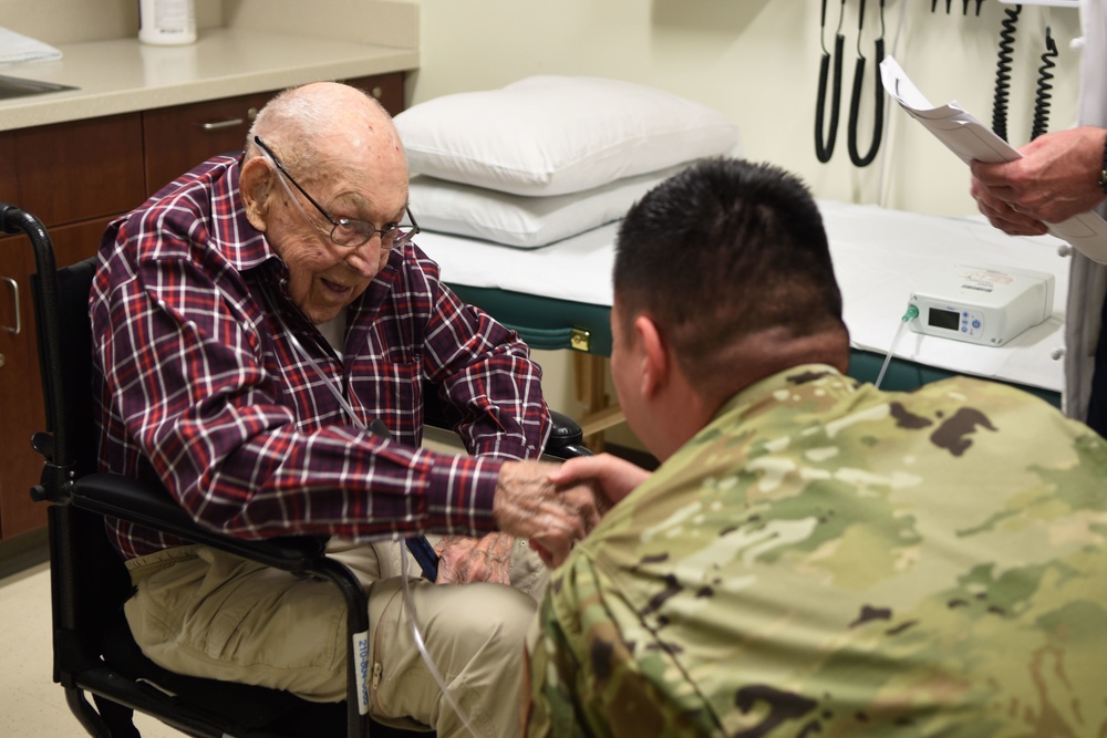 Former Doolittle Raider receives care at Wilford Hall