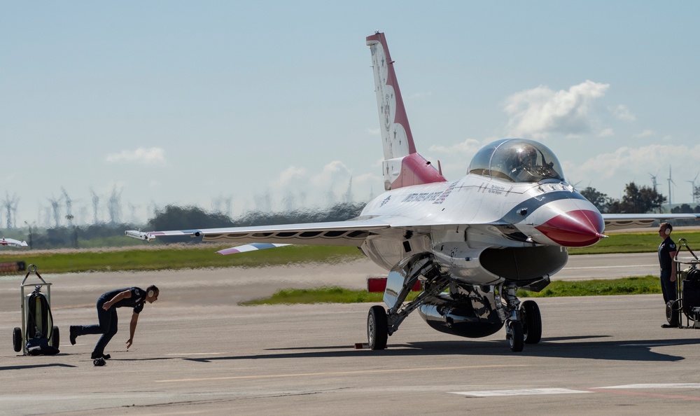 Thunder Over the Bay, Travis AFB