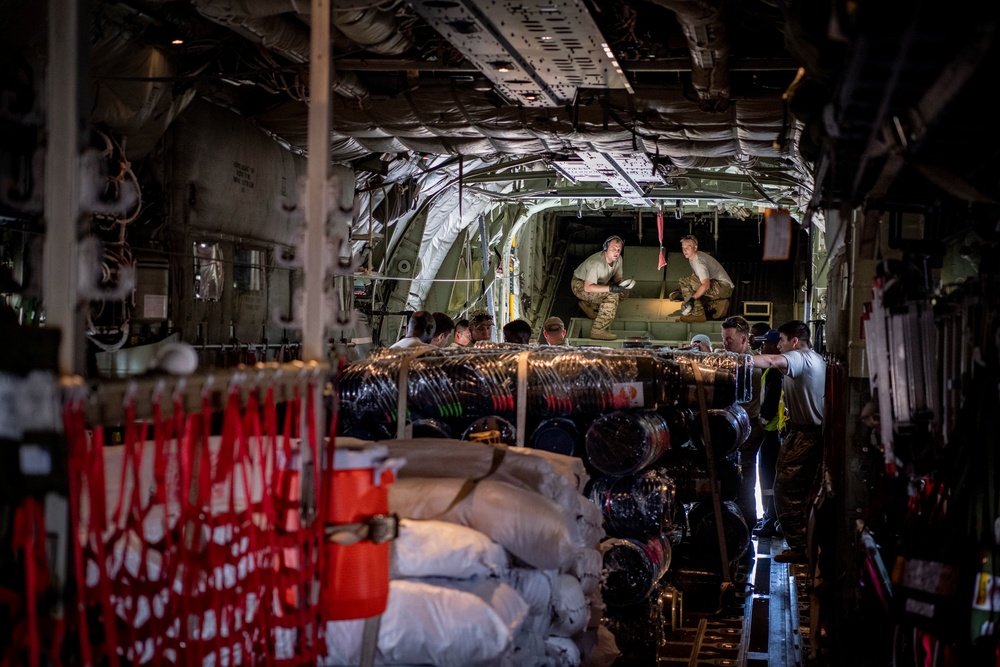 Idai Relief Delivered to Beira