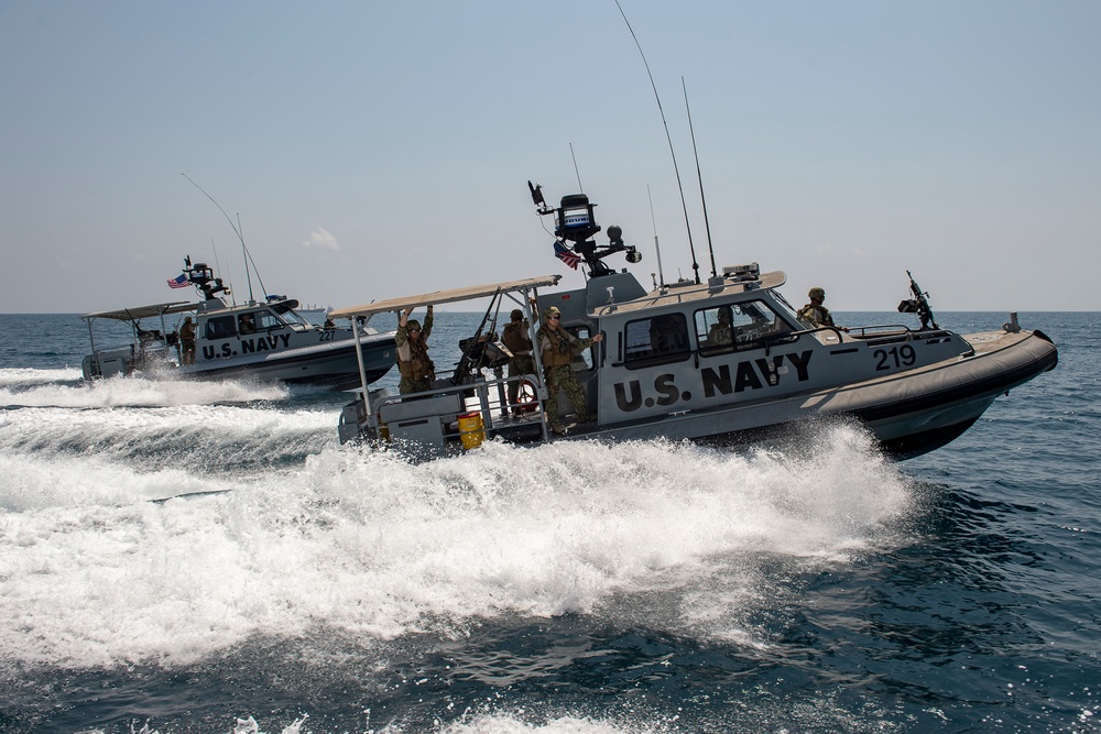 CTG 68.6 make waves while securing the Djibouti seas for USNS Tippecanoe