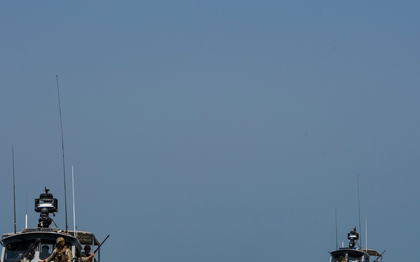 CTG 68.6 make waves while securing the Djibouti seas for USNS Tippecanoe