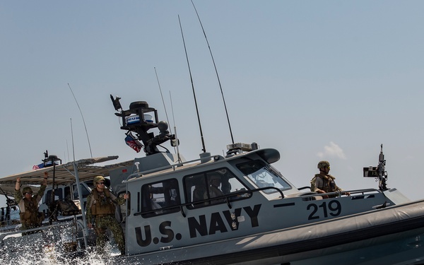 CTG 68.6 make waves while securing the Djibouti seas for USNS Tippecanoe