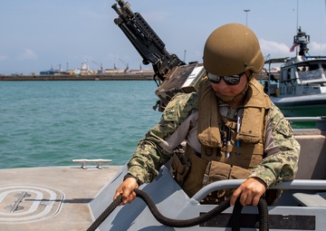 CTG 68.6 make waves while securing the Djibouti seas for USNS Tippecanoe