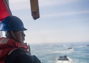 USS Harpers Conducts Well Deck Operations