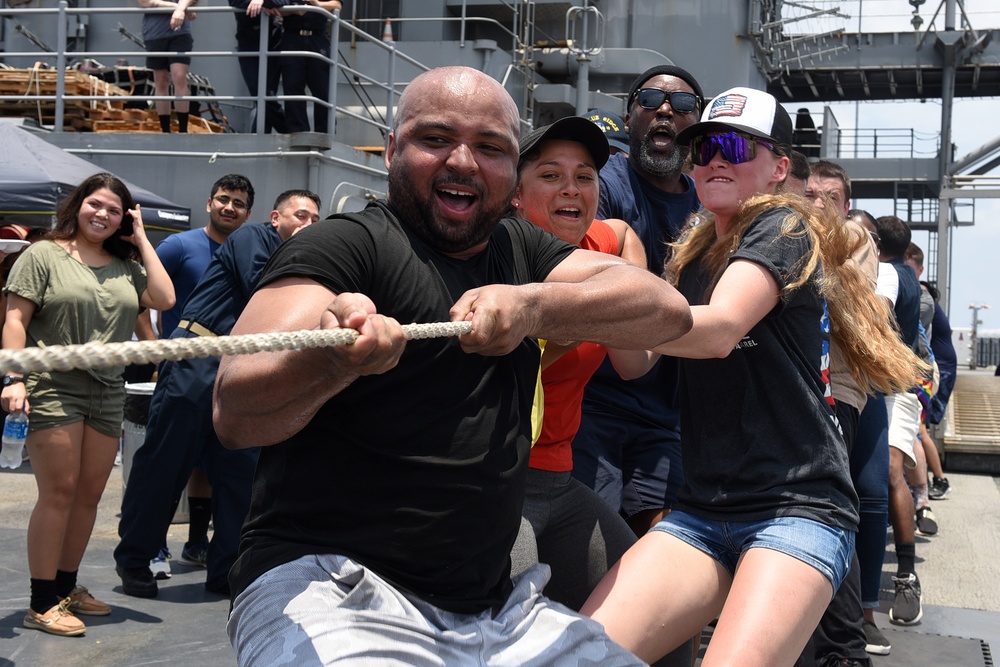 USS Blue Ridge holds steel beach picnic