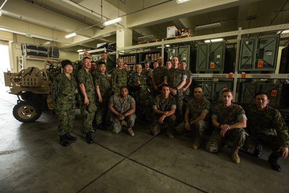 JGSDF visits 3rd Recon Battalion