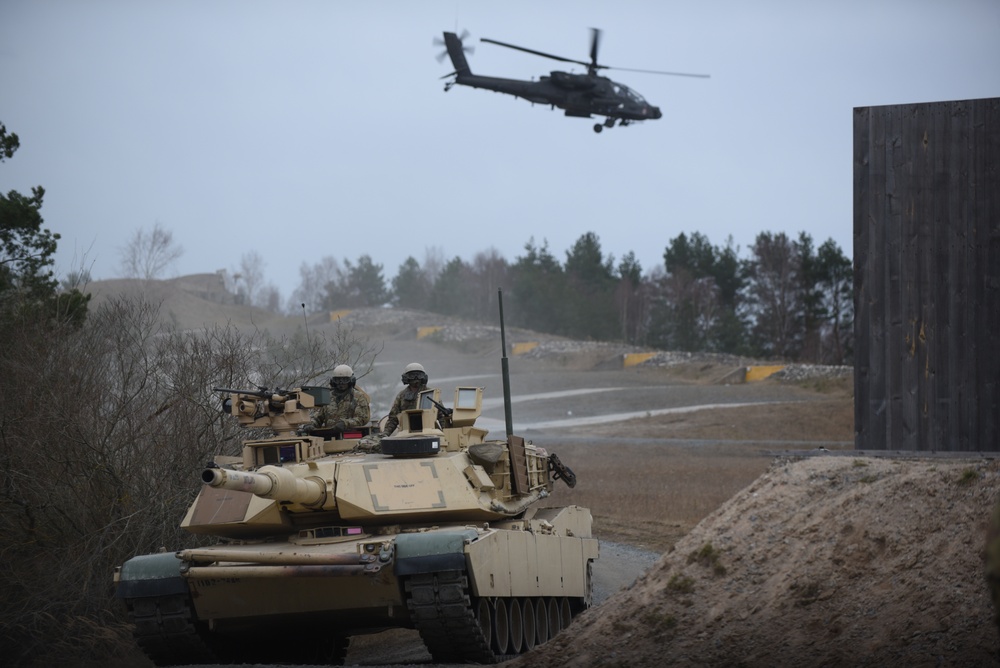 1-3ARB Conduct Air Assault Operations with 173rd Airborne