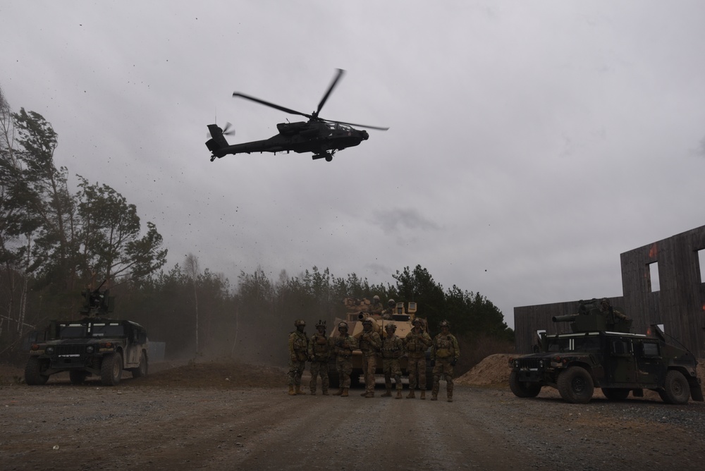 1-3ARB Conducts Air Assualt Operation with 173rd Airborne