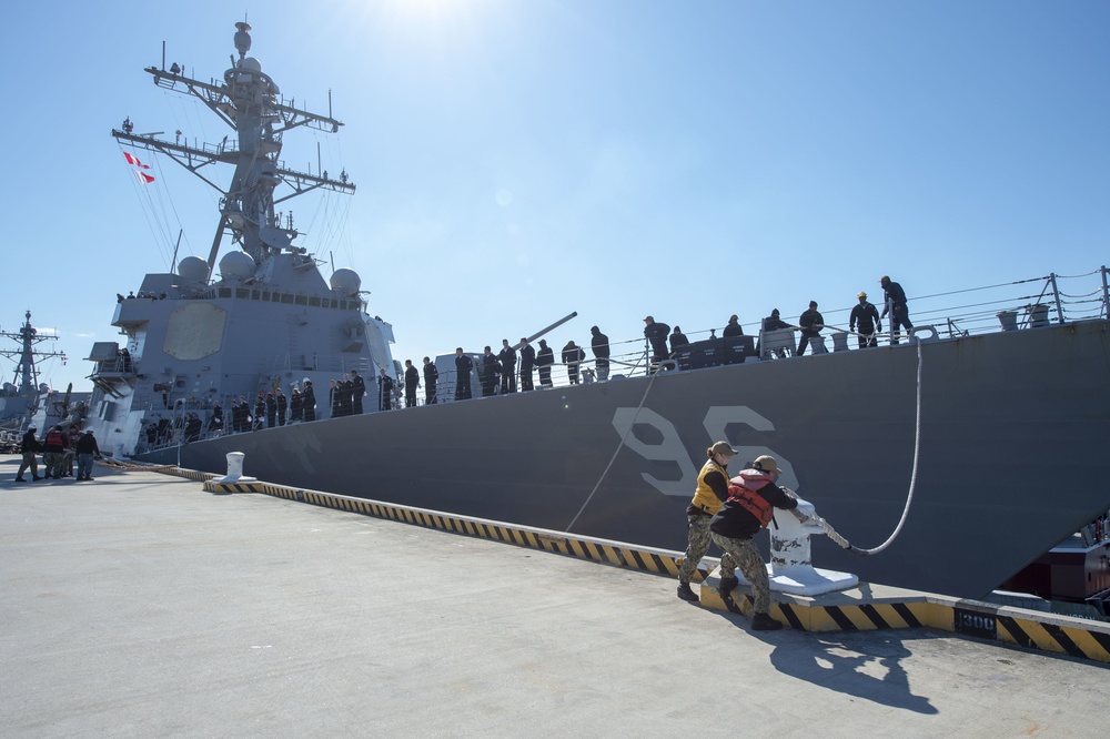 USS Bainbridge (DDG 96) Departs Naval Station Norfolk