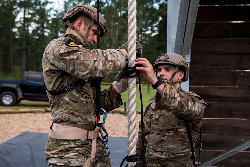 TACP Airmen Compete in Best Ranger Competition 2019