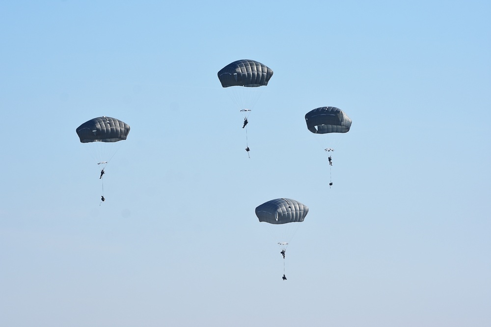 Sky Soldiers conduct jump operation