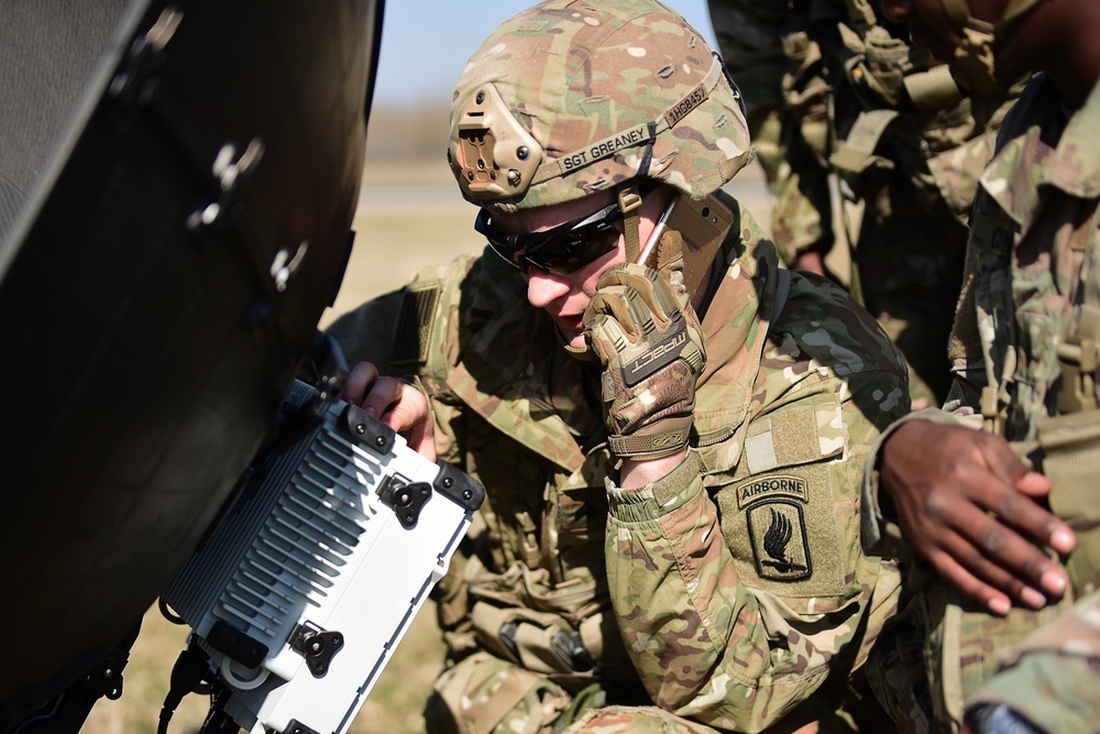 Sky Soldier configures communications during Eagle Sokol