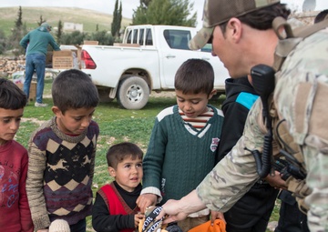 Airmen hold clothing drive for displaced locals