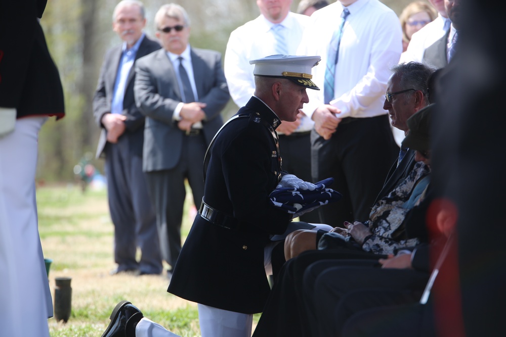 Full Honors Funeral for Medal of Honor Recipient Howard V. Lee