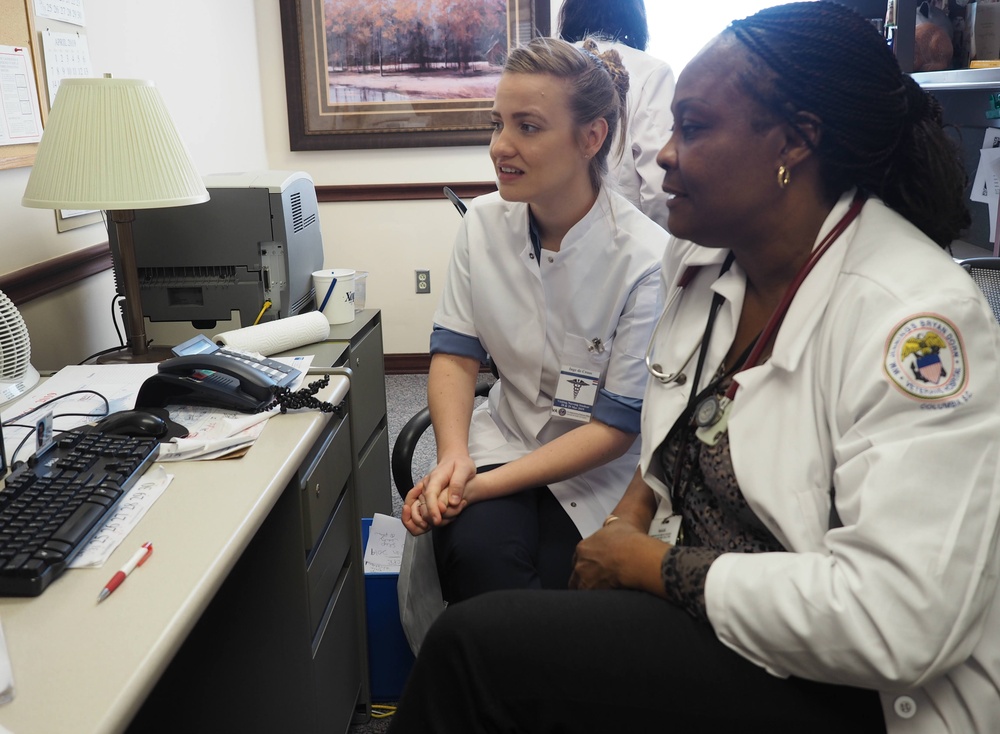 Columbia VAHCS welcomes Netherlands medical students for annual visit