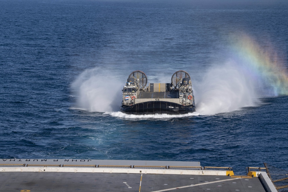 Assault Craft Unit 5 Landing Craft Air Cushion Operations