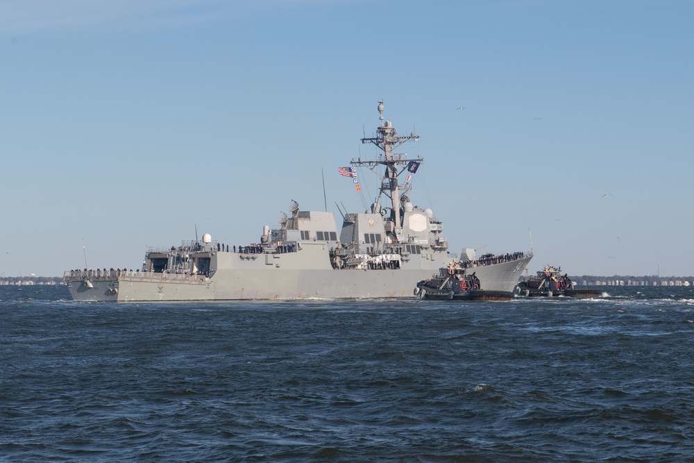 USS Nitze (DDG 94) Departs Norfolk