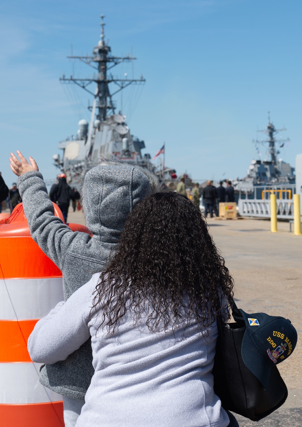 USS Mason (DDG-87) Departs Norfolk