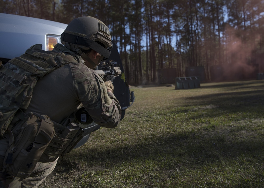 628th Civil Engineer, Explosive Ordnance Disposal flight holds tactical training