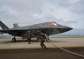 U.S. Marine Runs Hose to F-35 at Pacific Blitz 19 FARP