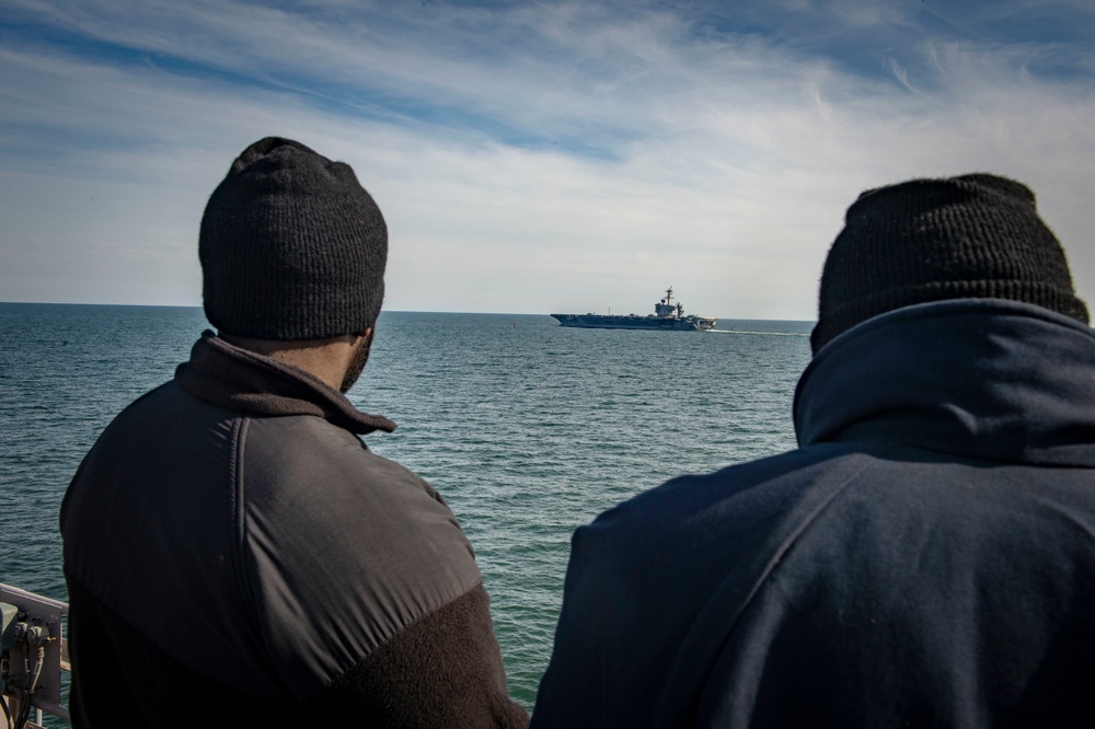 USS Abraham Lincoln (CVN 72)