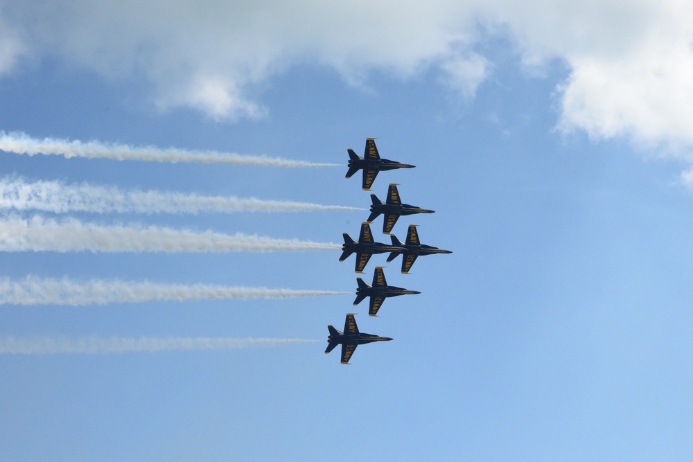 DVIDS - Images - NAS Key West Southernmost Air Spectacular [Image 13 of 14]