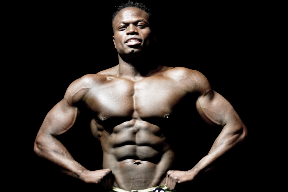 Navy Recruiter Competes in Bodybuilding Competition