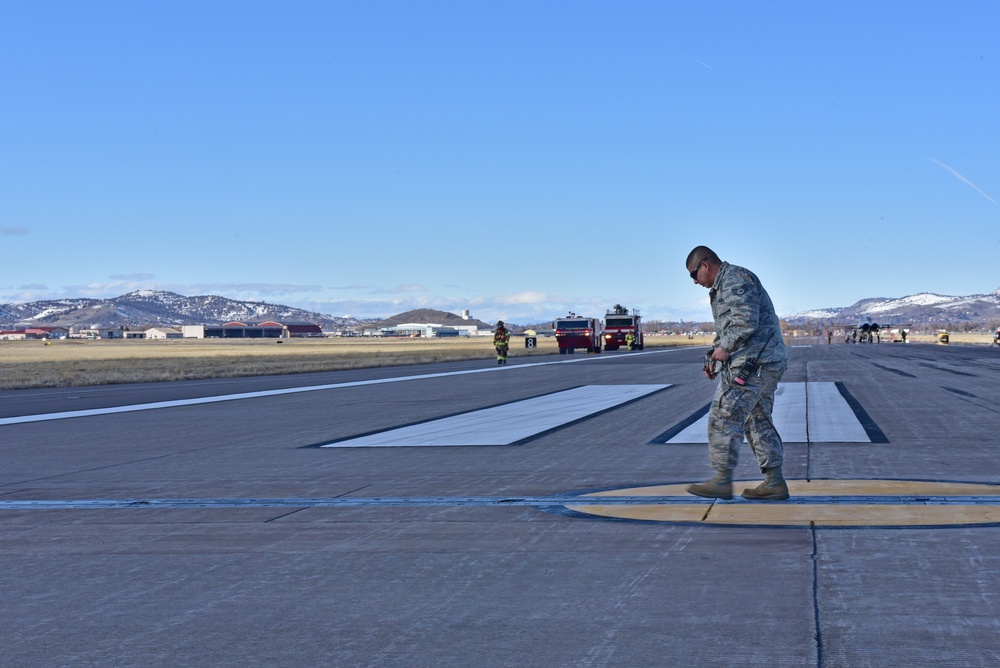 173rd Civil Engineers test emergency landing system