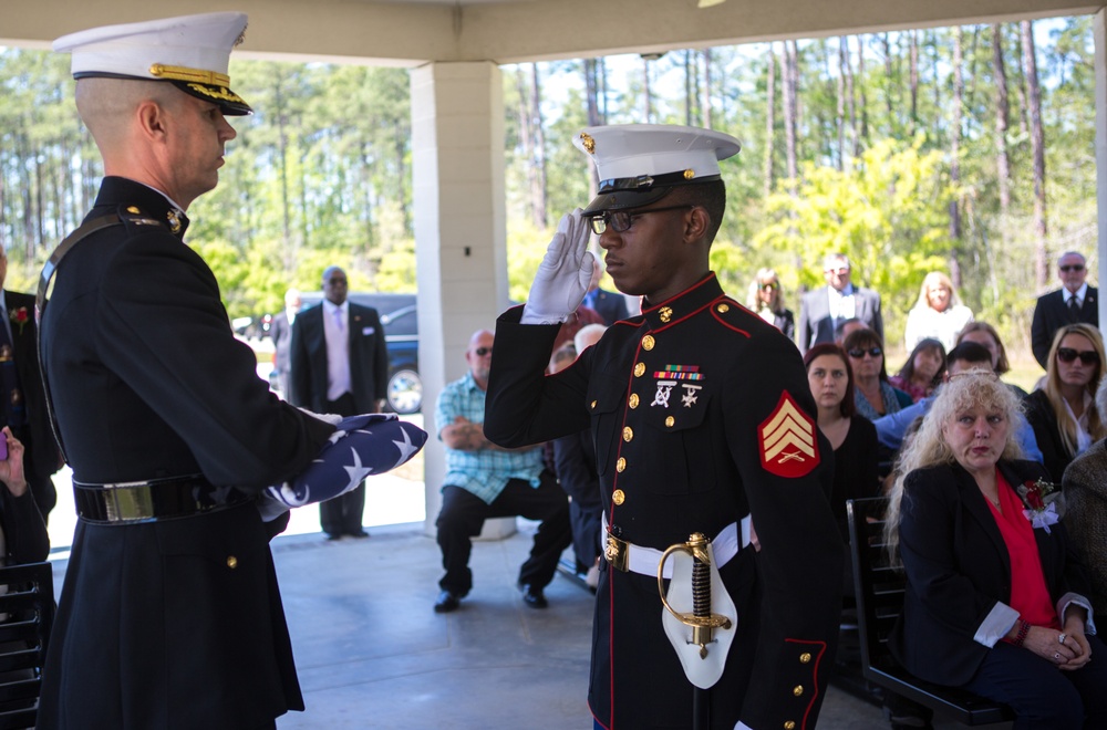 MARFORRES performs military honors