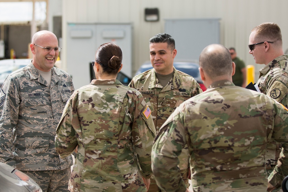 DVIDS - Images - Leadership visits troops in Arizona [Image 1 of 4]