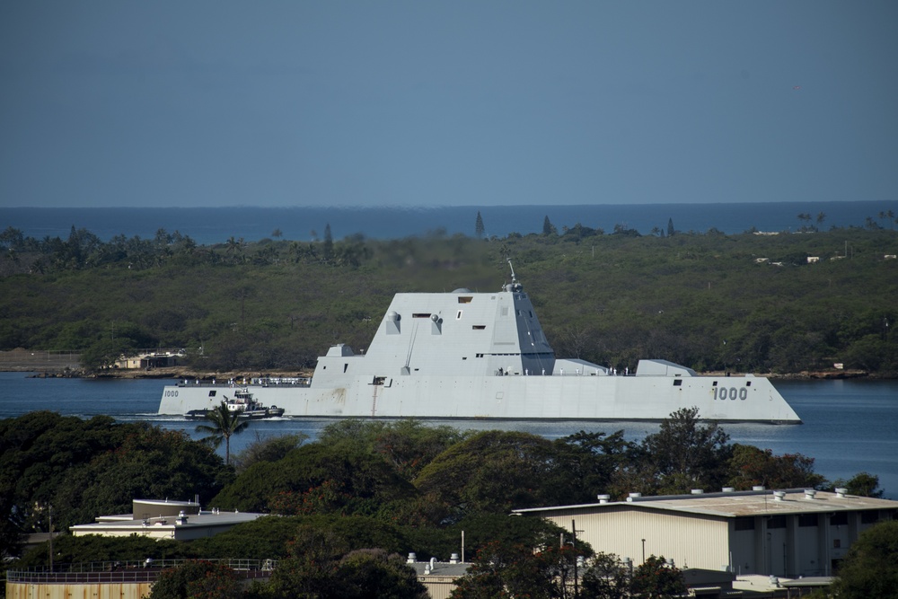 USS Zumwalt arrives in Pearl Harbor