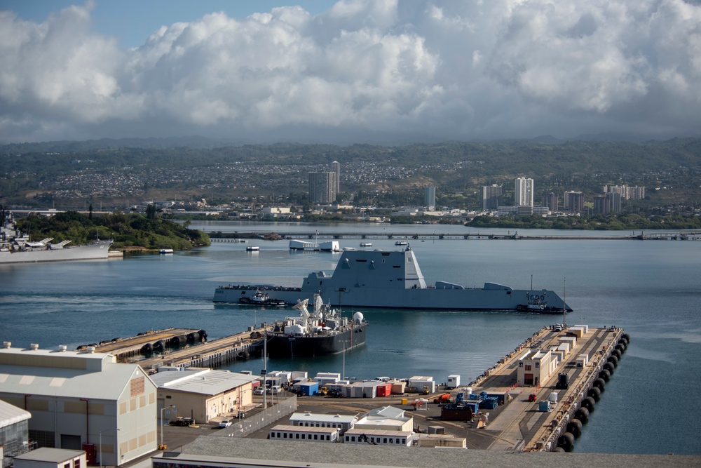 USS Zumwalt arrives in Pearl Harbor