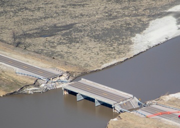 Nebraska Guard Continues Hay Operations