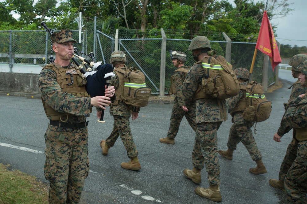31st MEU Command Element completes all-hands hike