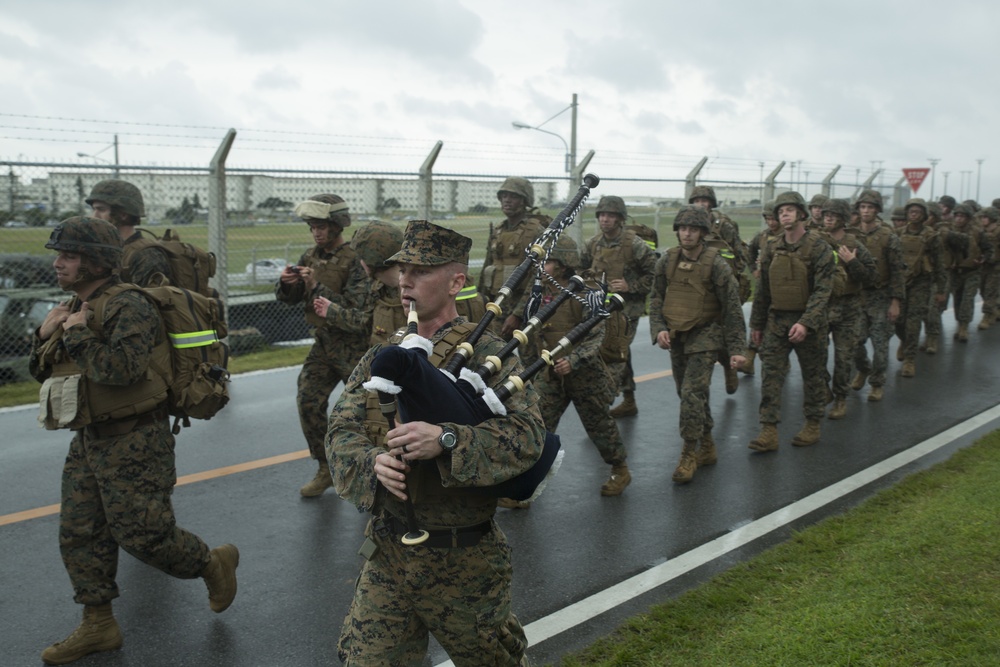 31st MEU Command Element completes all-hands hike