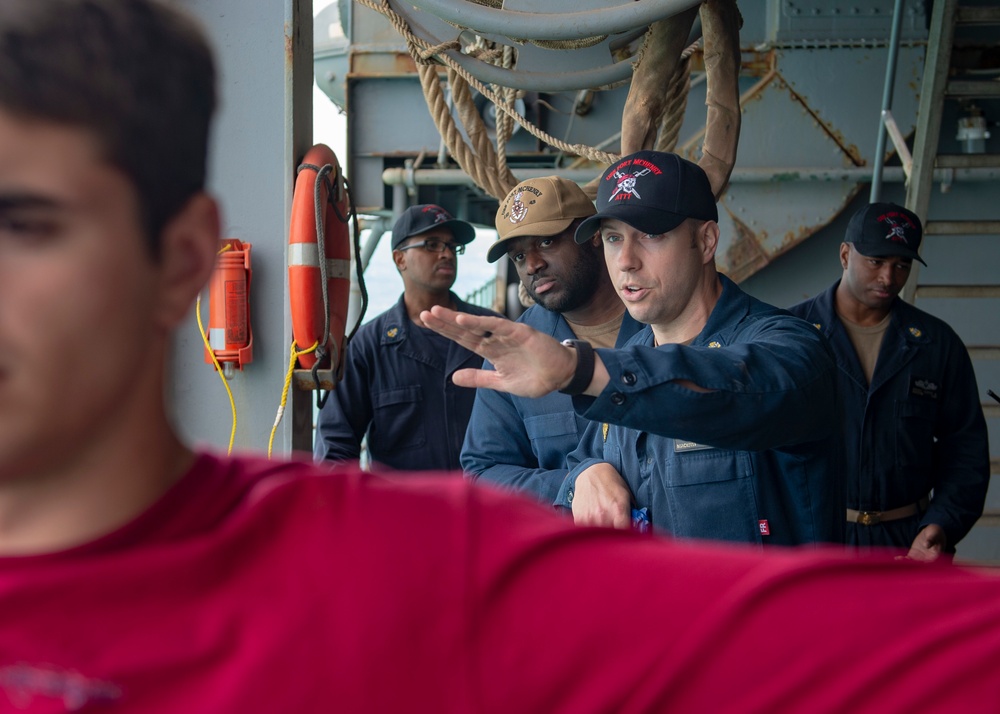 USS Fort McHenry Sailors Participate in Anti-terrorism Training